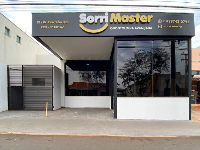 Fachada da clínica Sorri Master em Lençóis Paulista